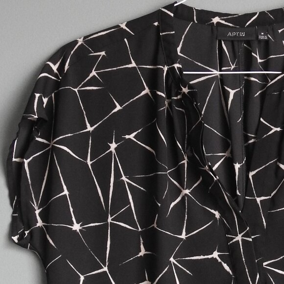 Apt. 9 Flowy Business Top, Black & White Geometric - Size Medium - Picture 2 of 6